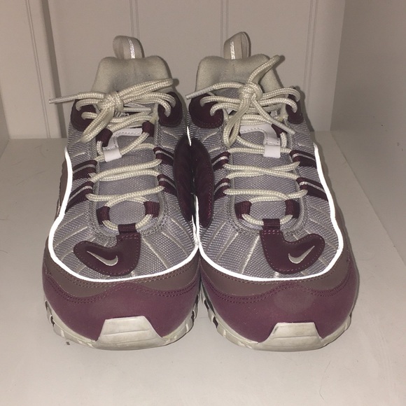 Nike Air Max’s - Women’s 9.5 - Picture 2 of 4